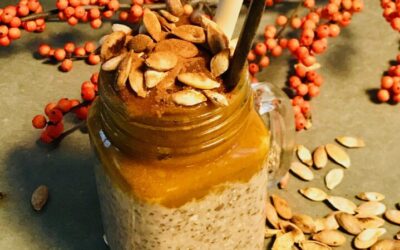 Overnight Oatmeal with Pumpkin Puree & Seeds