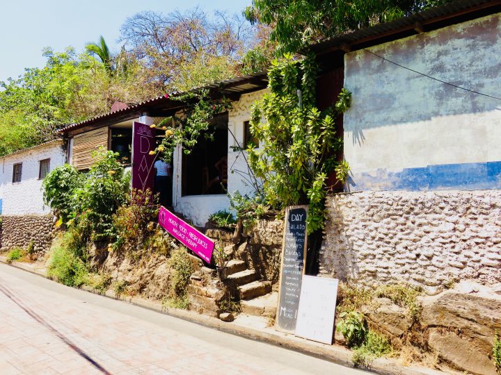 Restaurant Day Lunch for healthy food in El Tunco El Salvador, El Salvador Travel Blog