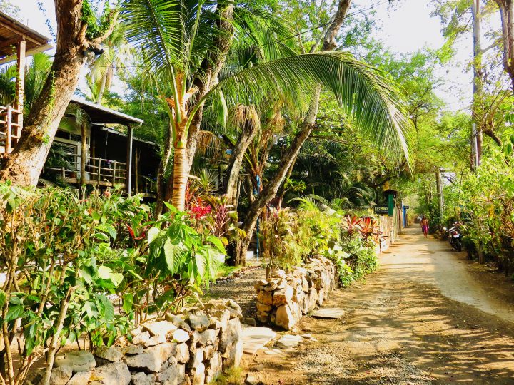 Shortcut to surf beach in El Tunco El Salvador, El Salvador Travel Blog