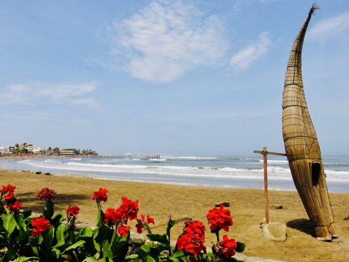 Surfing Huanchaco Area