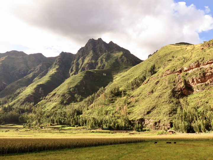 View Pisac Inca Sacred Valley Peru, Travel blog Peru