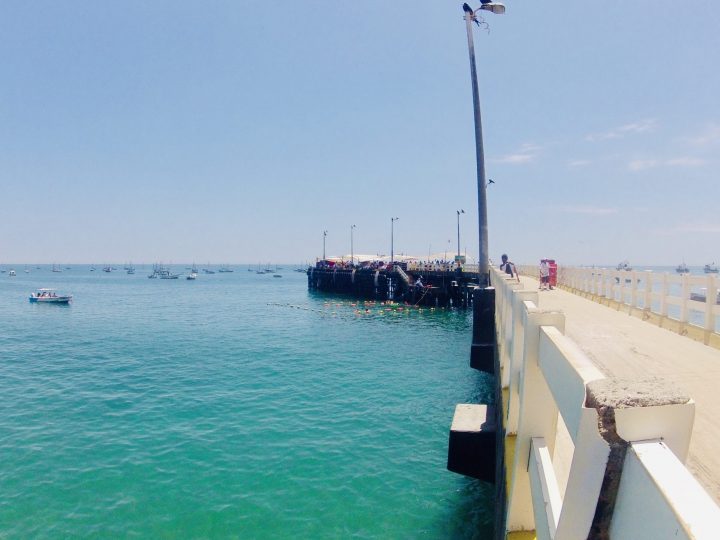 Muelle El Nuro Mancora Peru, travel blog Peru