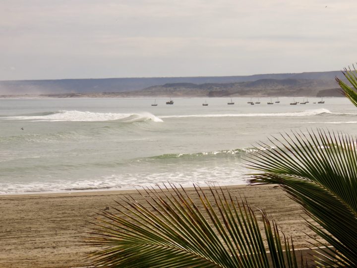 Surfing and Beach Time Máncora Area