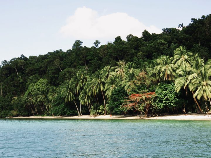 White Beach Port Barton Palawan Philippines Travel Blog