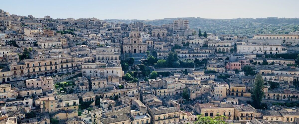 Historical town Modica Sicily Italy, Travel Blog for inspirations and tips on travel adventures