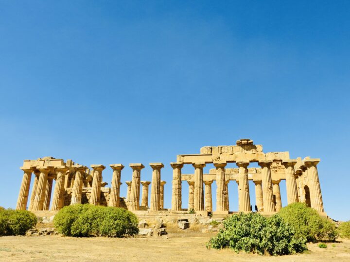 Temple E Selinunte South Sicily Italy Travel Blog