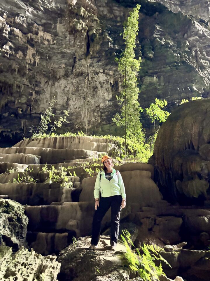 Mirja Entrance Hang Tien Travel Blog Phong Nha Vietnam