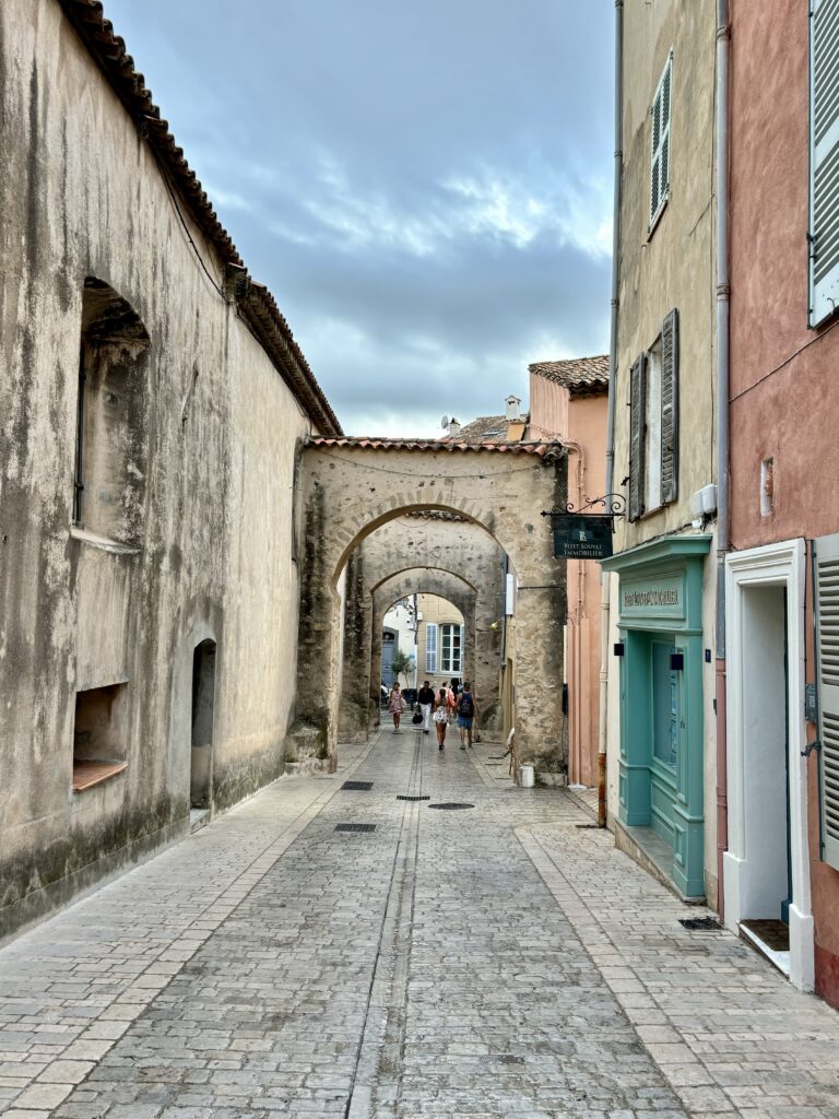 Streets of Saint Tropez Travel Blog Saint Tropez Cote d'Azur France