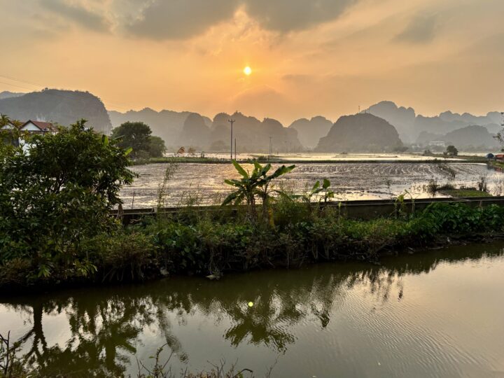 Sunset Location Tam Coc Ninh Binh Travel Blog Vietnam