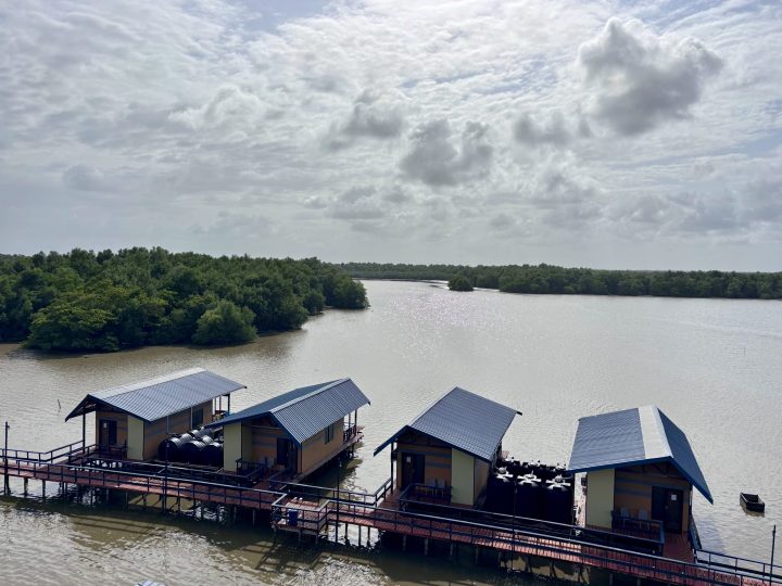 Akira Bigi Pan Overwater Resort from above in Suriname