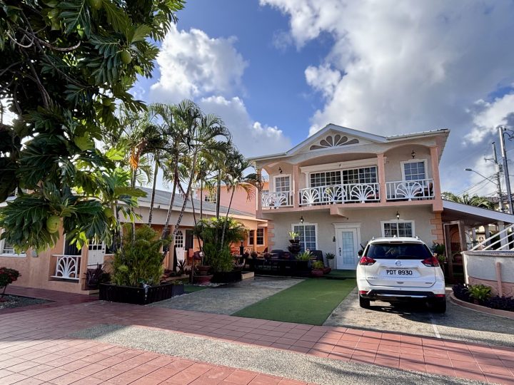 Dex and Yolande Holiday Apartments in Tobago
