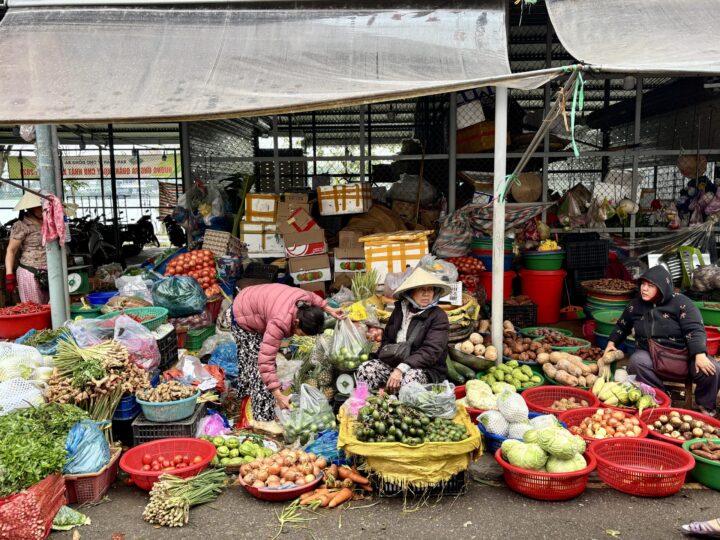 Dong Ba Market Hue Travel Blog Hue Vietnam Asia