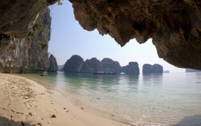 Overnight Cruise from Cat Ba to Halong and Lan Ha Bay