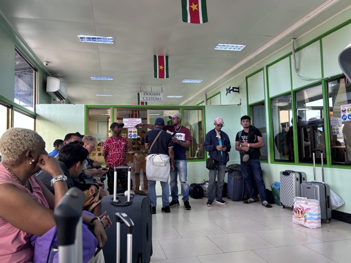 Inside immigration during the Nickerie border crossing