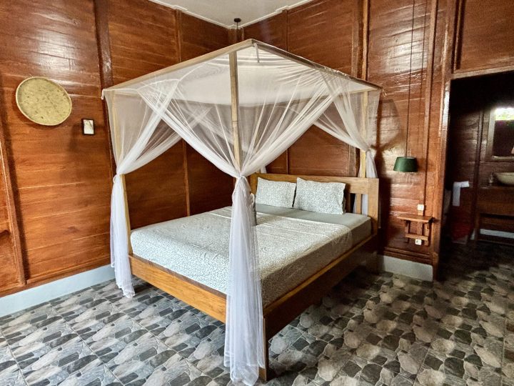Interior of a bungalow at Nuna Bungalows in Riung