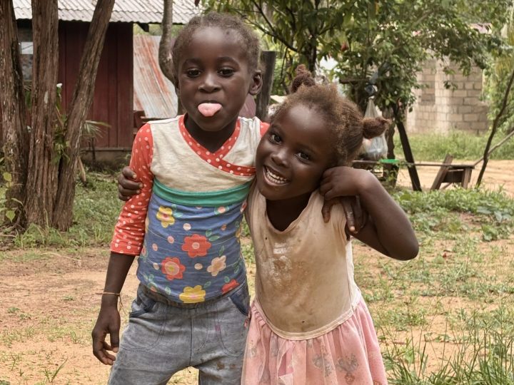 Children in Nieuw Aurora village Suriname