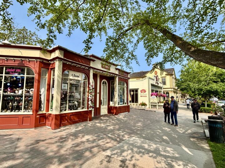 Niagara by the Lake Street Day trip from Toronto City Trip Toronto Canada