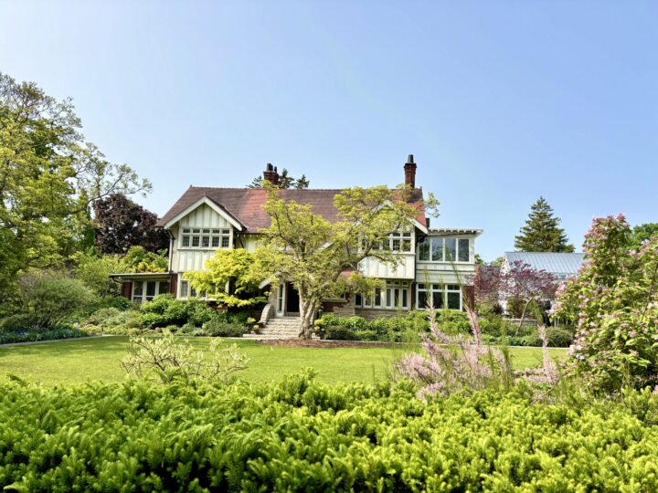 Niagara by the Lake house Day trip from Toronto City Trip Toronto Canada