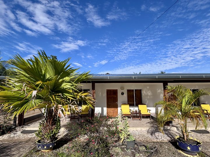 Room at Sutopia near Peperpot Nature Park