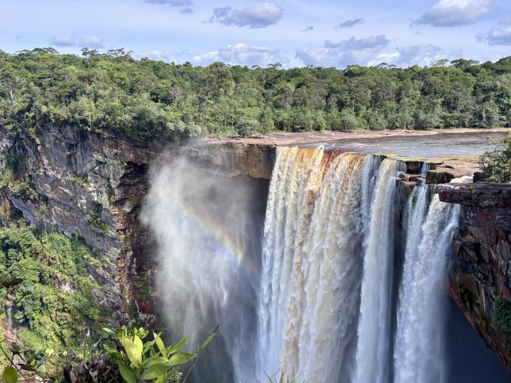 Start of Kaieteur Falls before the water drops into the gorge