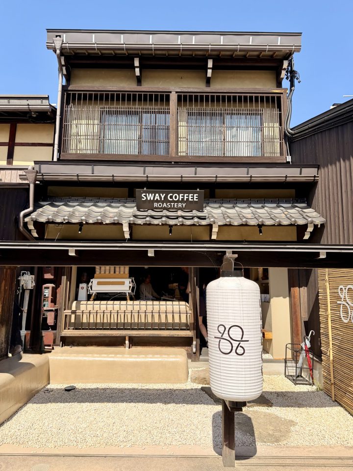 Cappuccino at Sway Coffee Roasters in Takayama