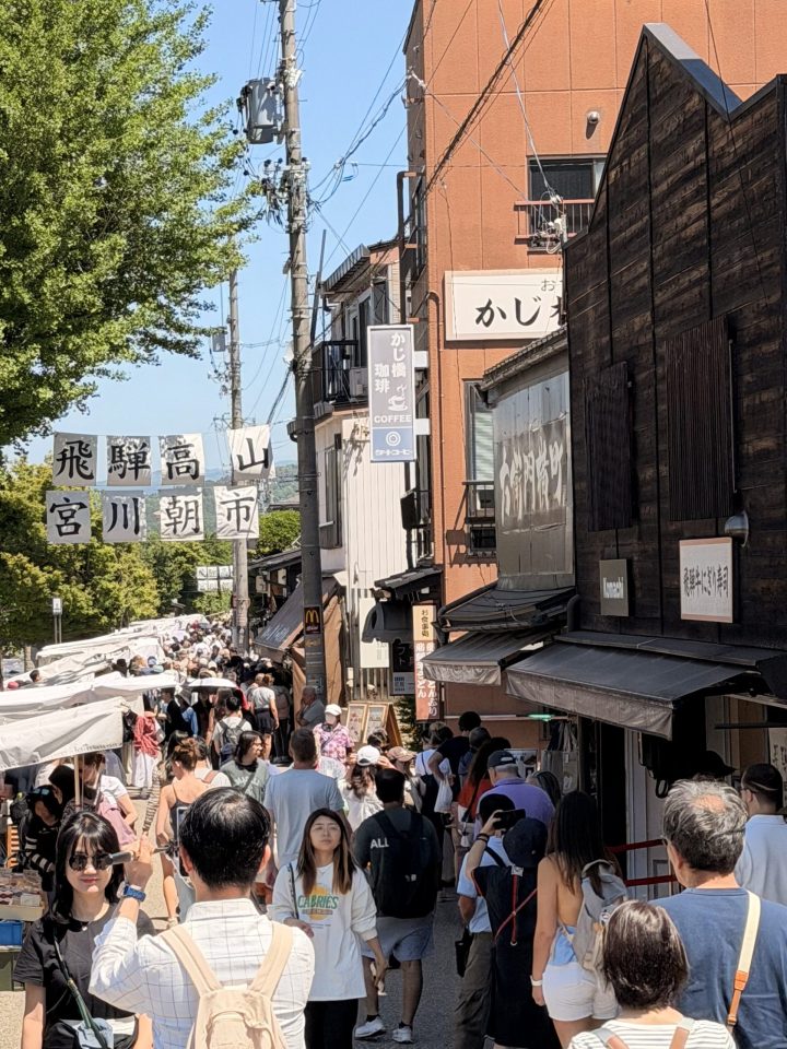 Miyagawa Morning Market beside the river in Takayama